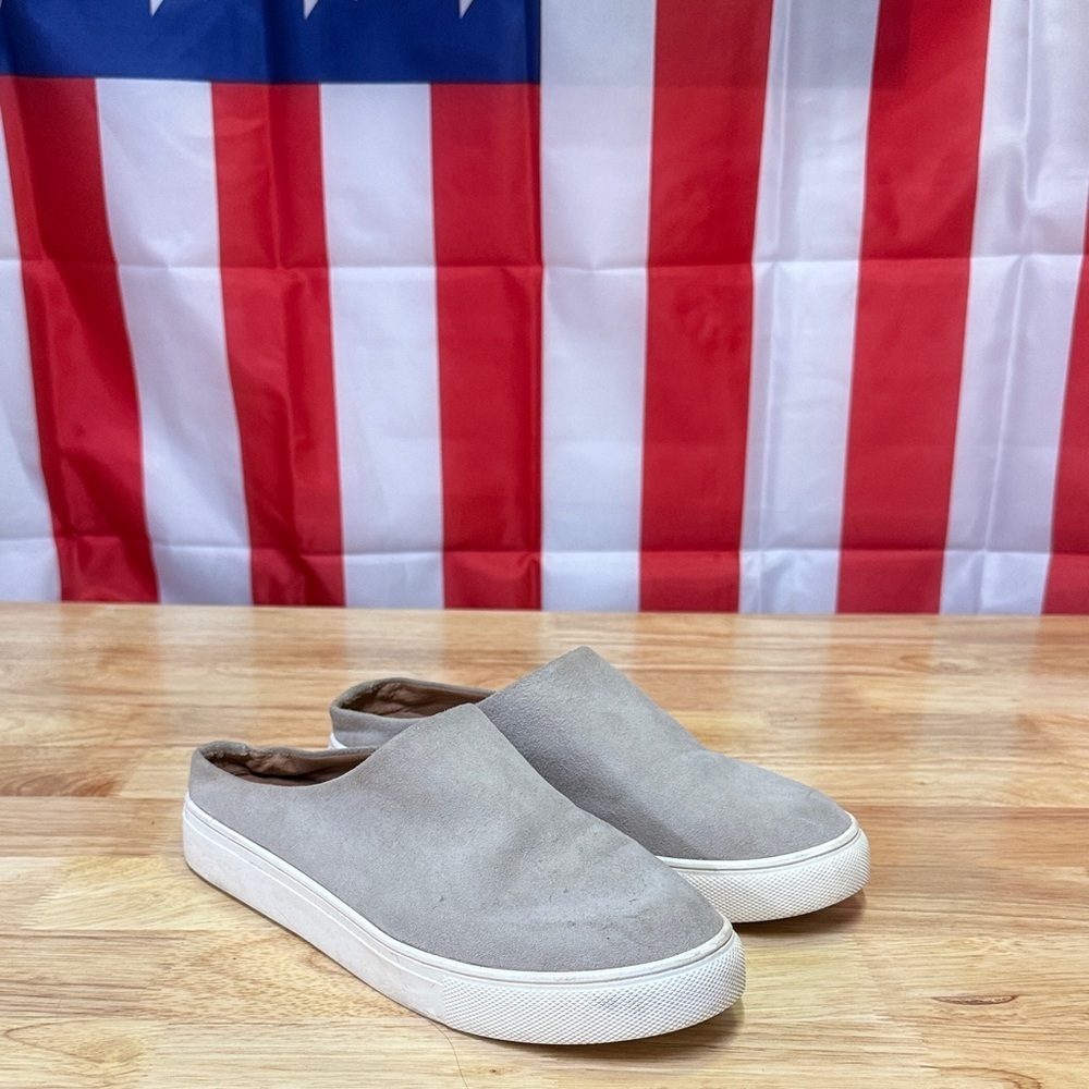 Caslon Women's Gray Slip-On Loafers